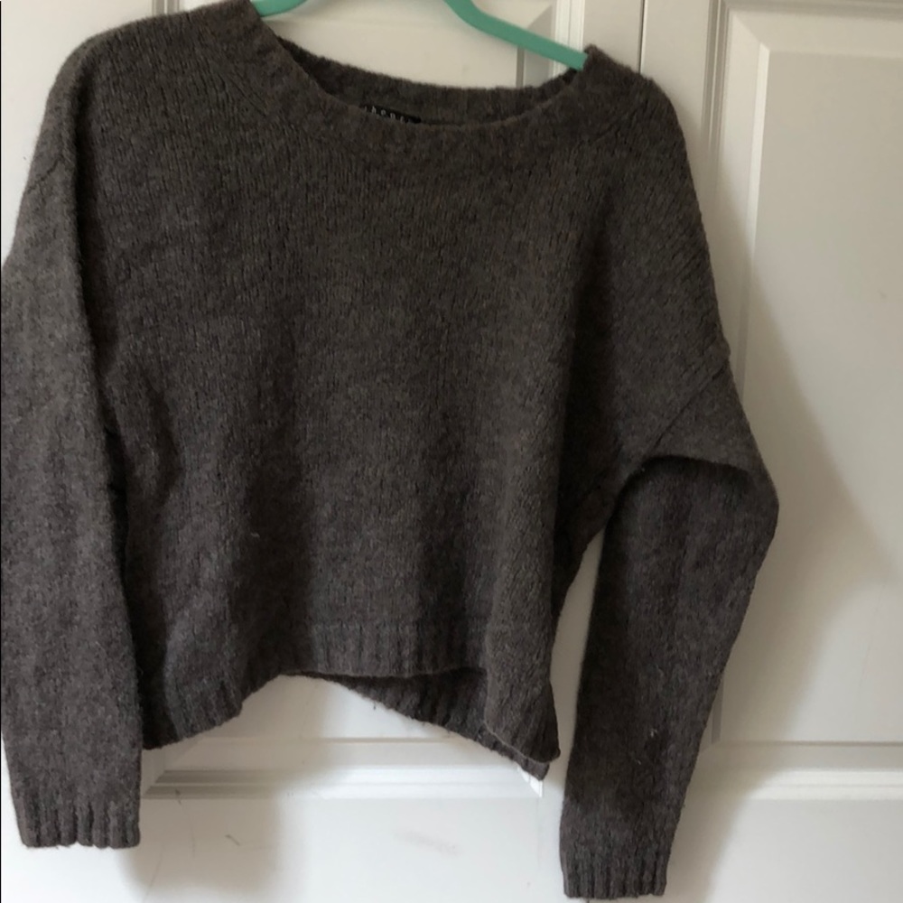 Theory sweater